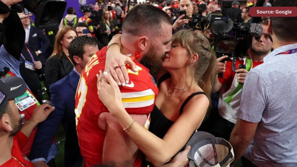 Taylor Swift and Travis Kelce Super Bowl Kiss,Taylor Swift and Travis Kelce