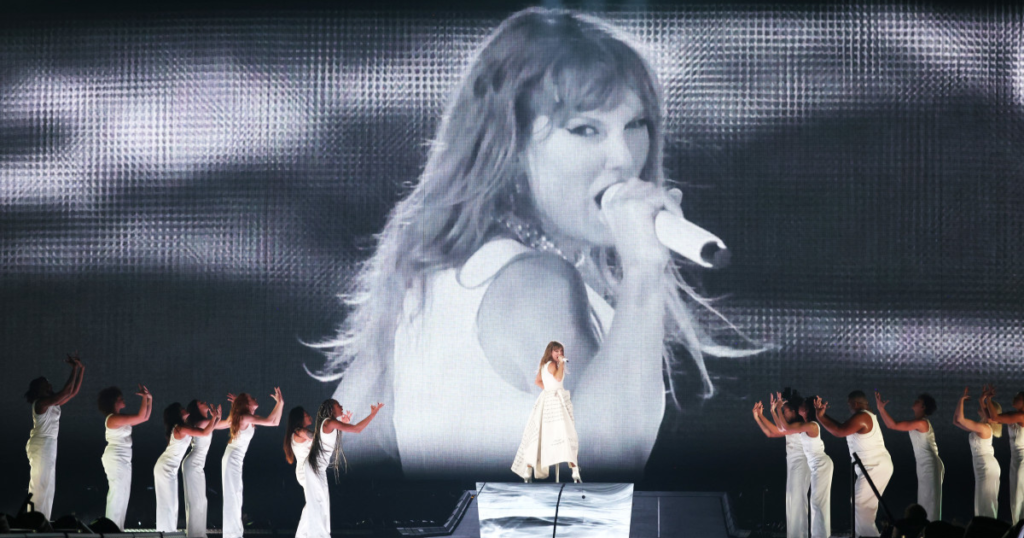 Taylor Swift, Eras Tour, Taylor Swift Eras Tour, Eras Tour 2024, Eras Tour Last show, 